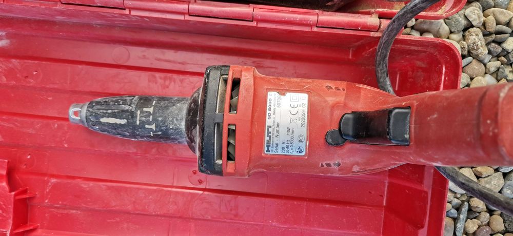 Autofiletanta gips carton Hilti și Spit