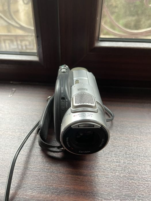 Продается видеокамера Soni