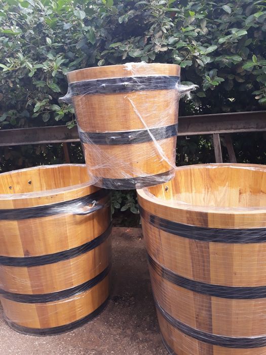 Дървени саксий по ваш избор