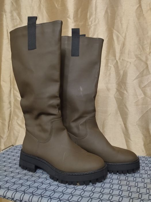 Дамски ботуши 35 номер Pull & Bear