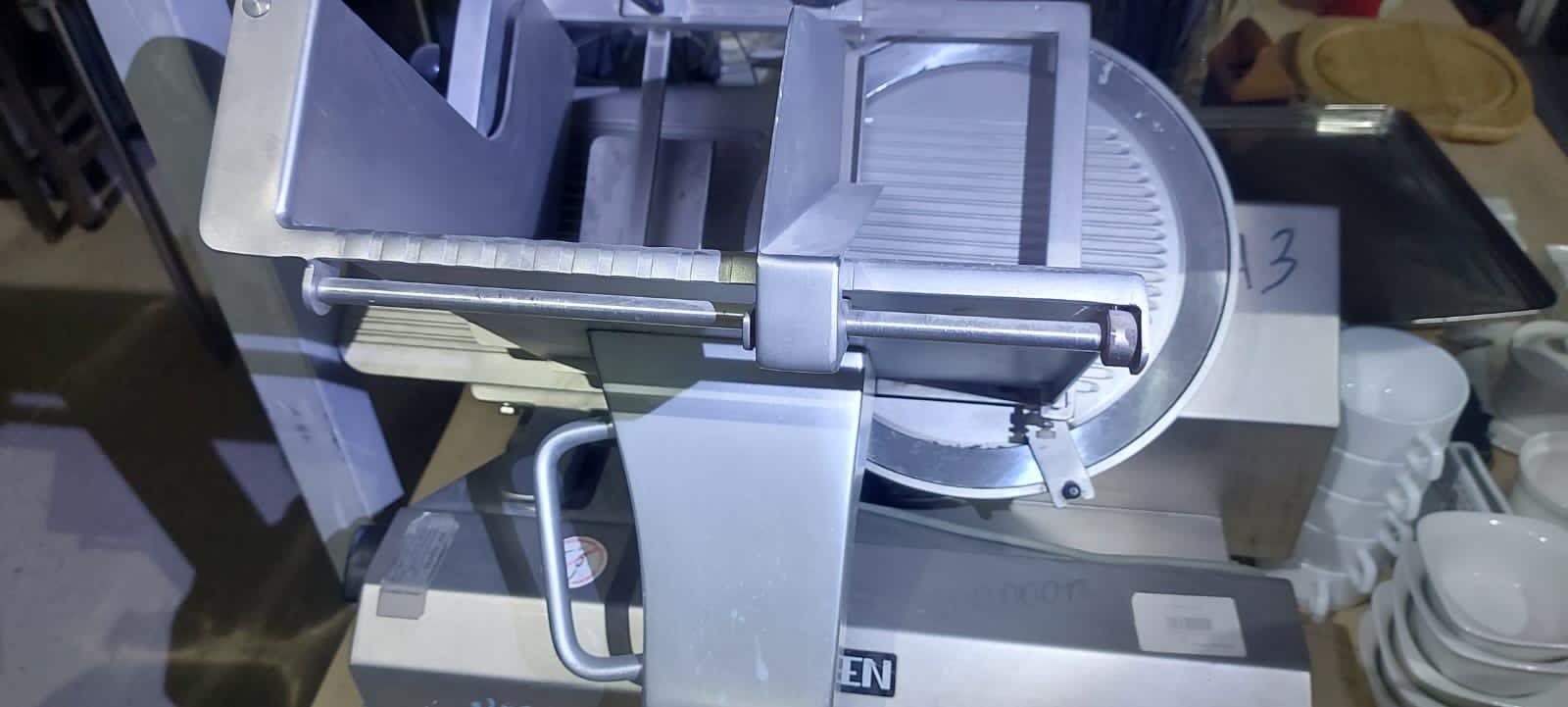Промышленный автоматический слайсера, много бу оборудования в Астане