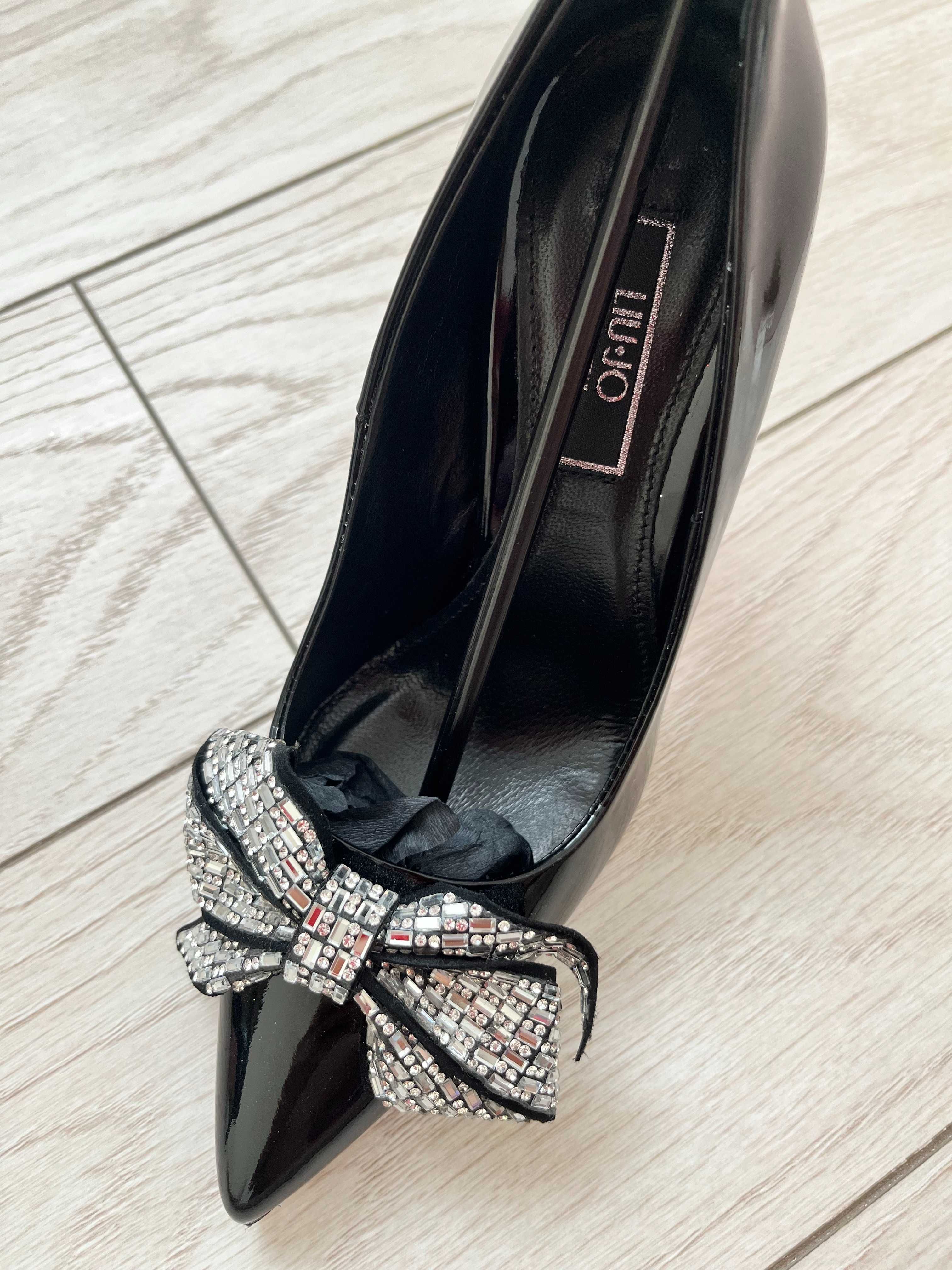 Pantofi trendy negri eleganți Liu Jo
