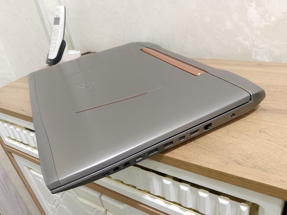 Asus ROG juda kuchli noutbuk haqiqiy monstr tank metal korpus