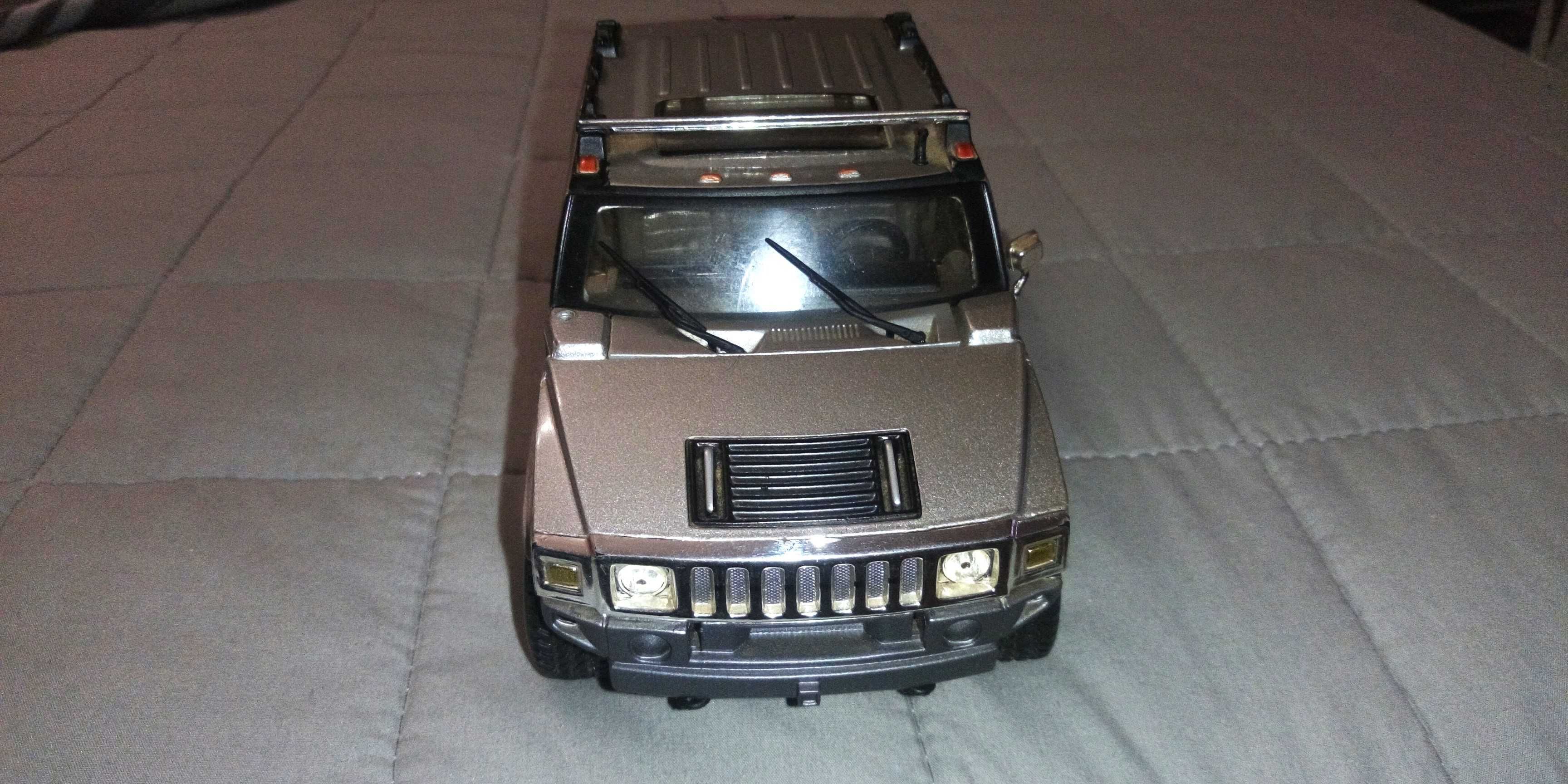 HUMMER H2 SUT CONCEPT Maisto Special Edition 1:27