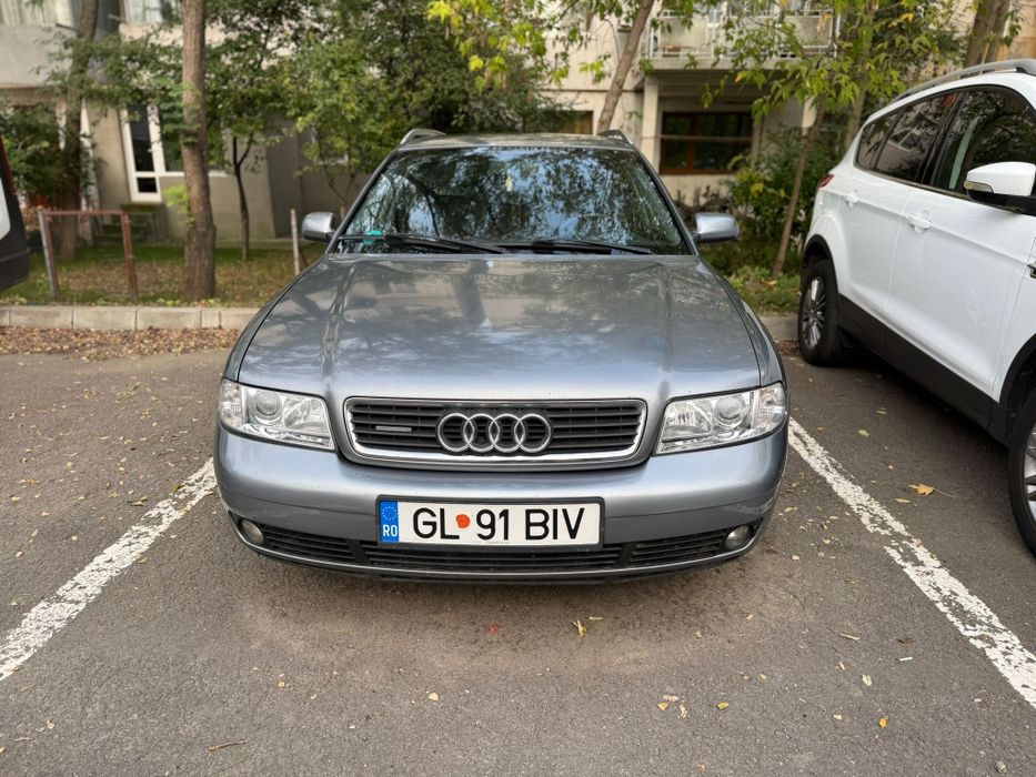 Vand audi A4 , motor 1.9 , anul 2000 , break