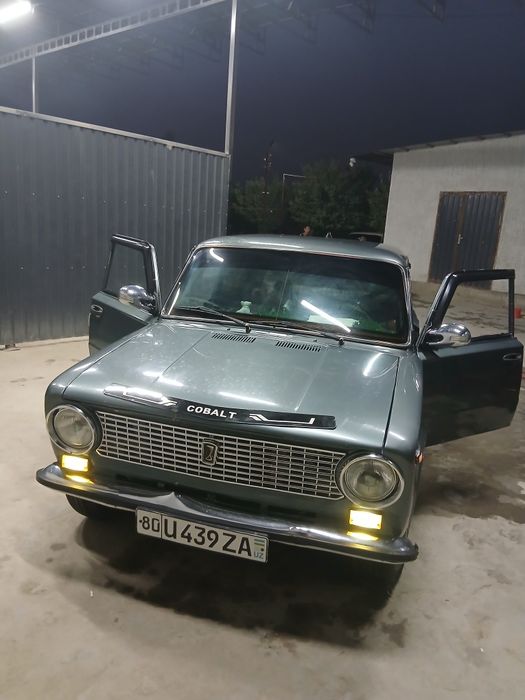 Jiguli sotiladi vaz 21113