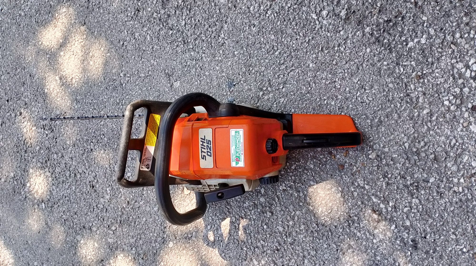 Бензинова резачка Stihl 025