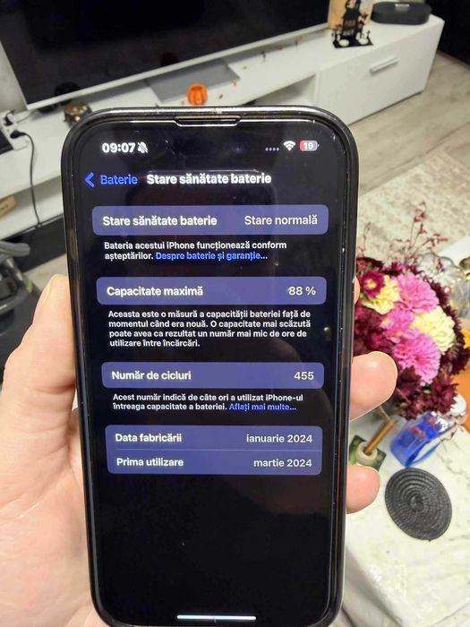 iPhone 15 Pro White TItanium