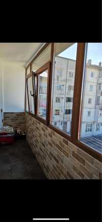 Tamplarie PVC balcon Stejar auriu
