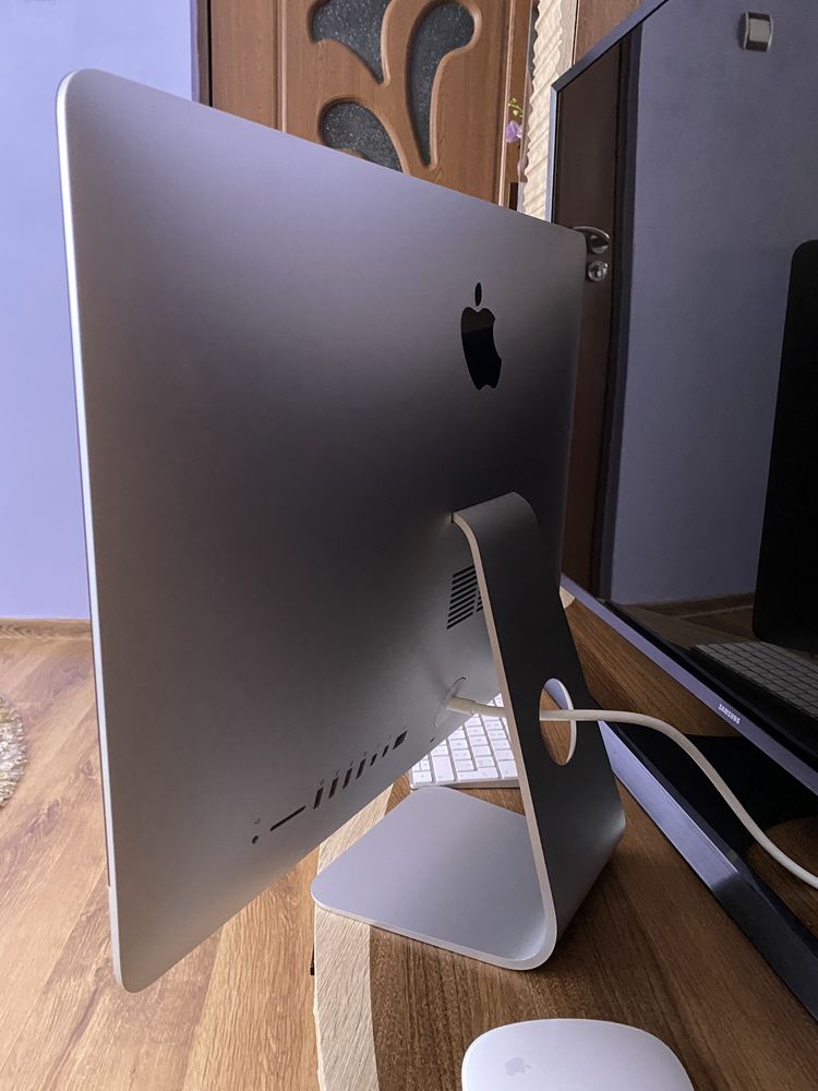 Apple iMac 21.5” 4K Retina