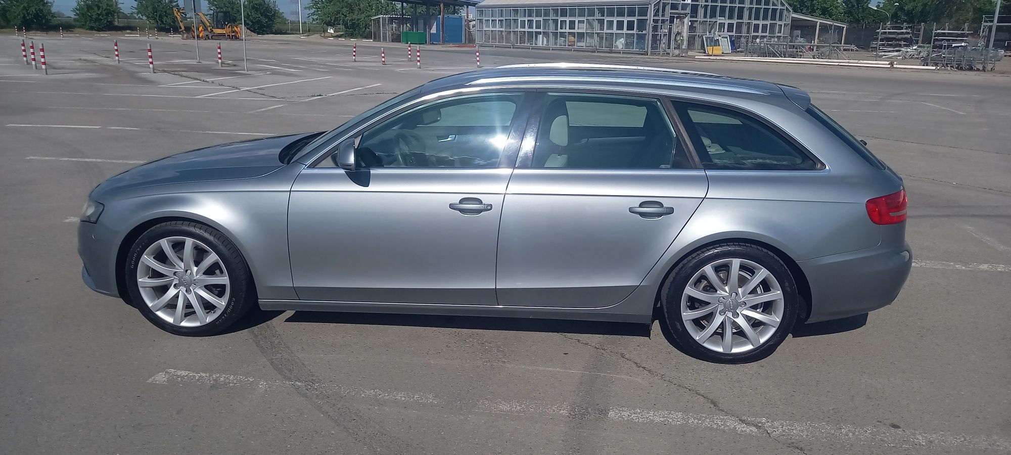 Audi a4 b8 avant 20tdi 2008 înmatriculat.