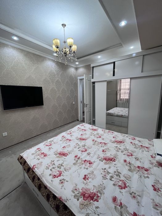 Сдаётся 4 х ком квартира УзгазОил