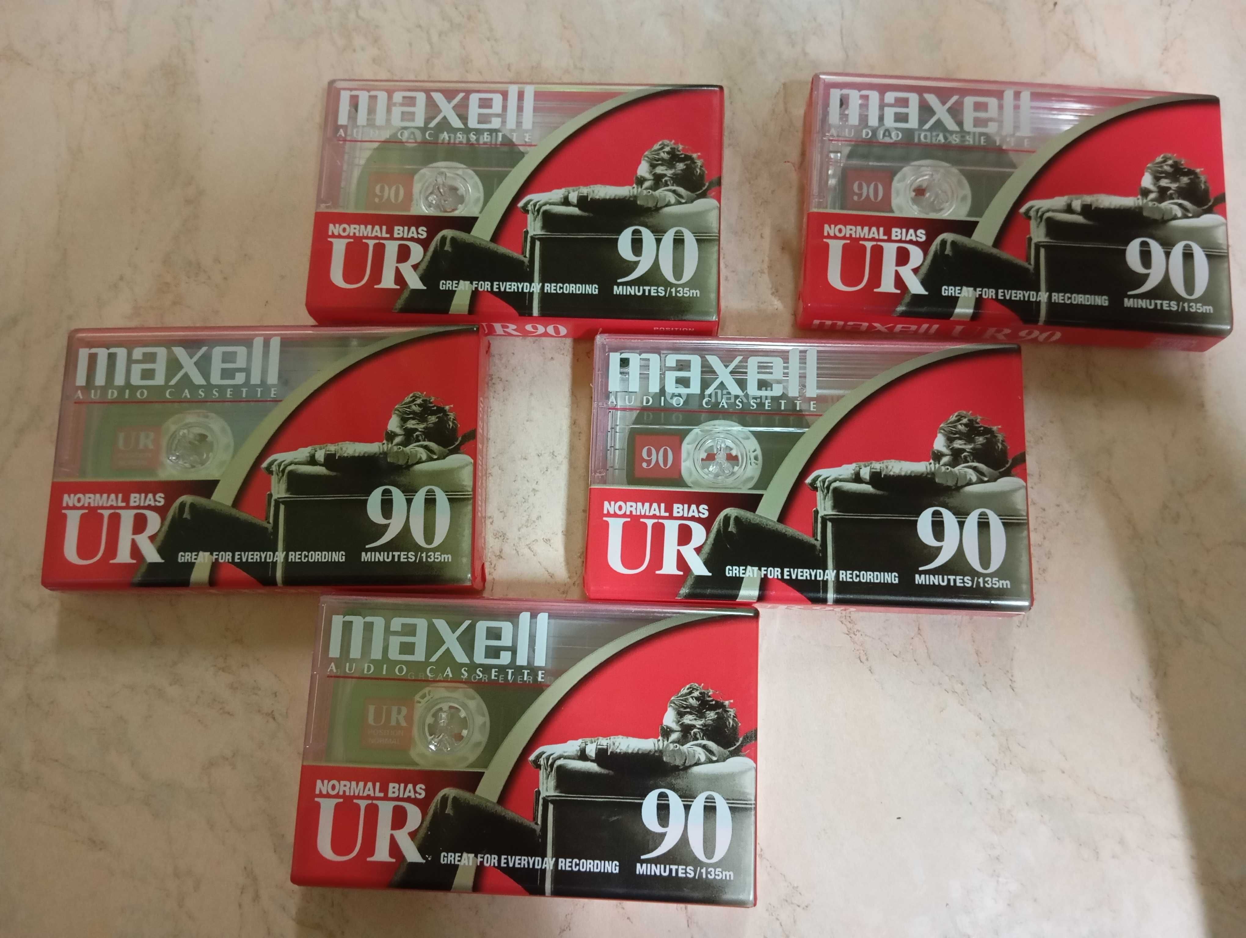 Продам аудио кассеты 90 минут MAXEEL.