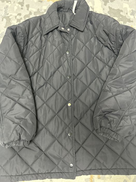 Продам куртку размер 42 надо поменять пуговички состояние идеальное