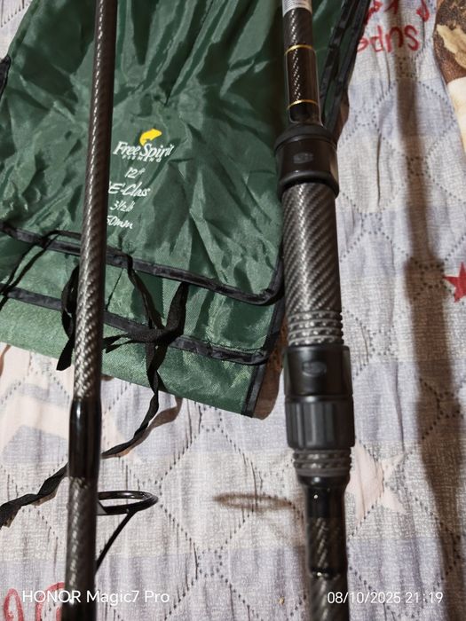 1 брой шаранджийска въдица пръчка Free Spirit NEW E CLASS 3.60м 3.5лбс