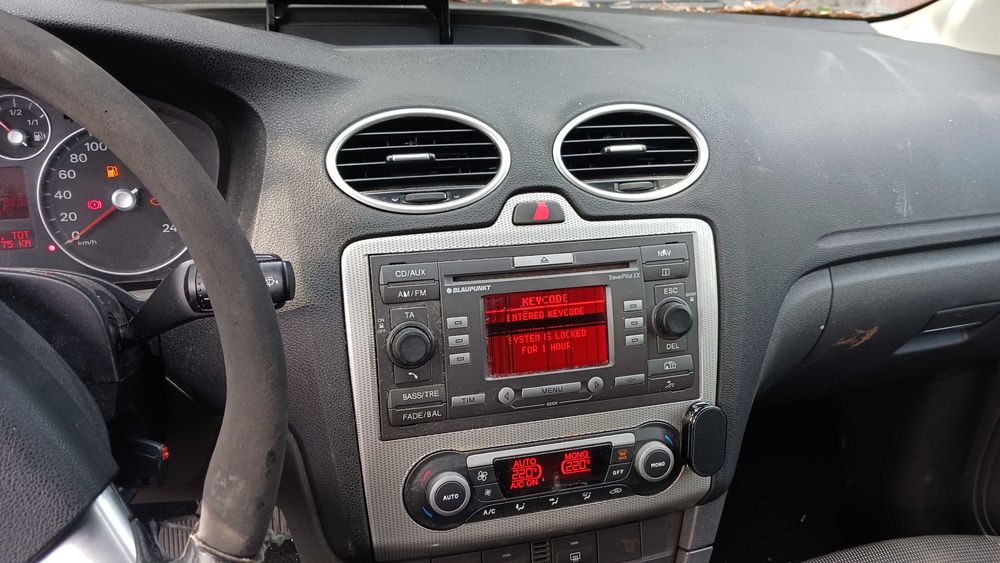 dezmembrez ford focus 2 coupe 2007 1.6 tdci 109 cp G8DB