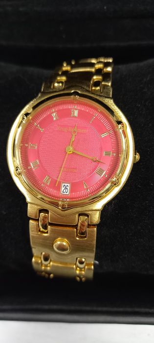 Дамски  часовник