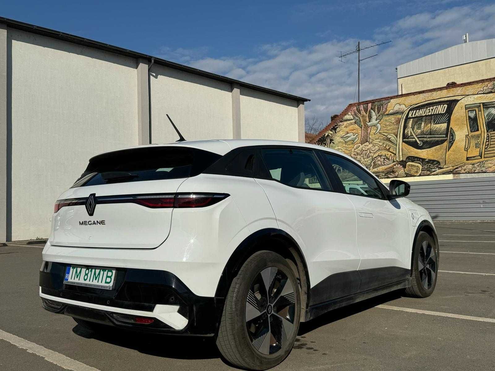 Renault Megane E-TECH Electric, ca nou, 4000 km