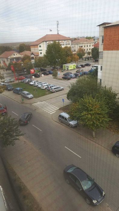 Vânzare apartament 3 camere