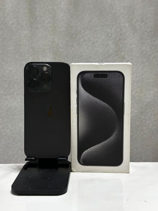 IPhone 15 pro 256 gb