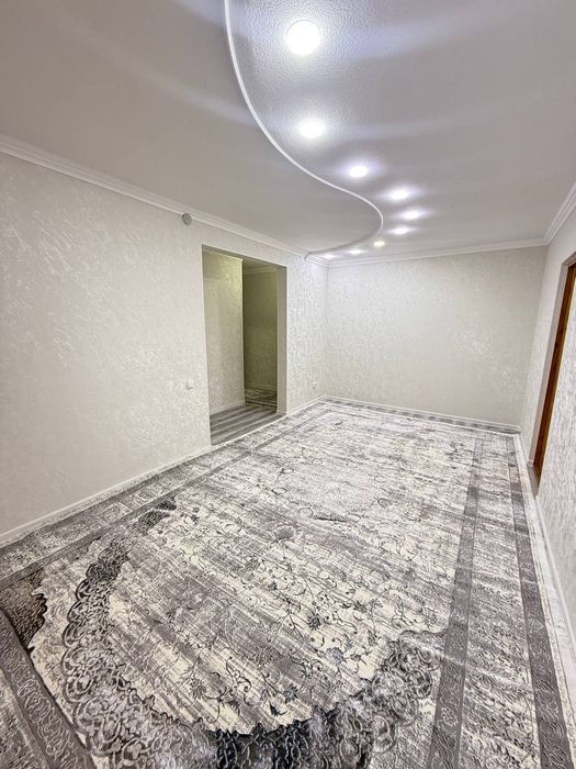 Срочно срочно придётся квартира адрес Гагарина 2х  49.800$ торг