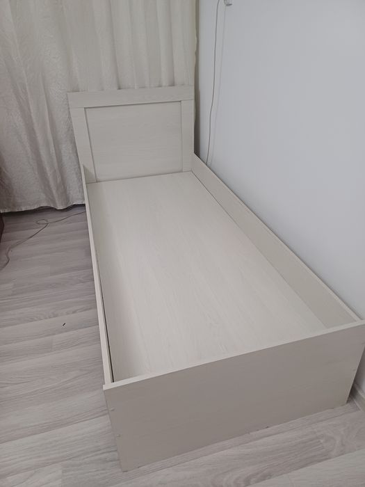 Кровати, две в наличие , недорого 40 000 за одну