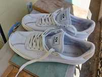 Продавам маратонки Superga