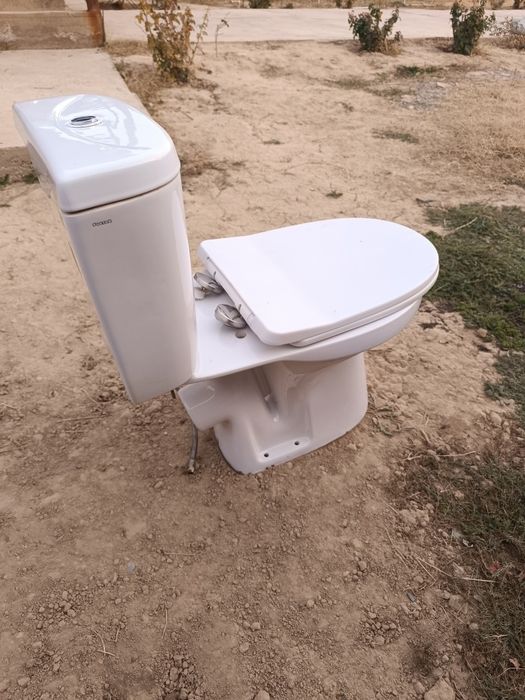 Продается унитаз