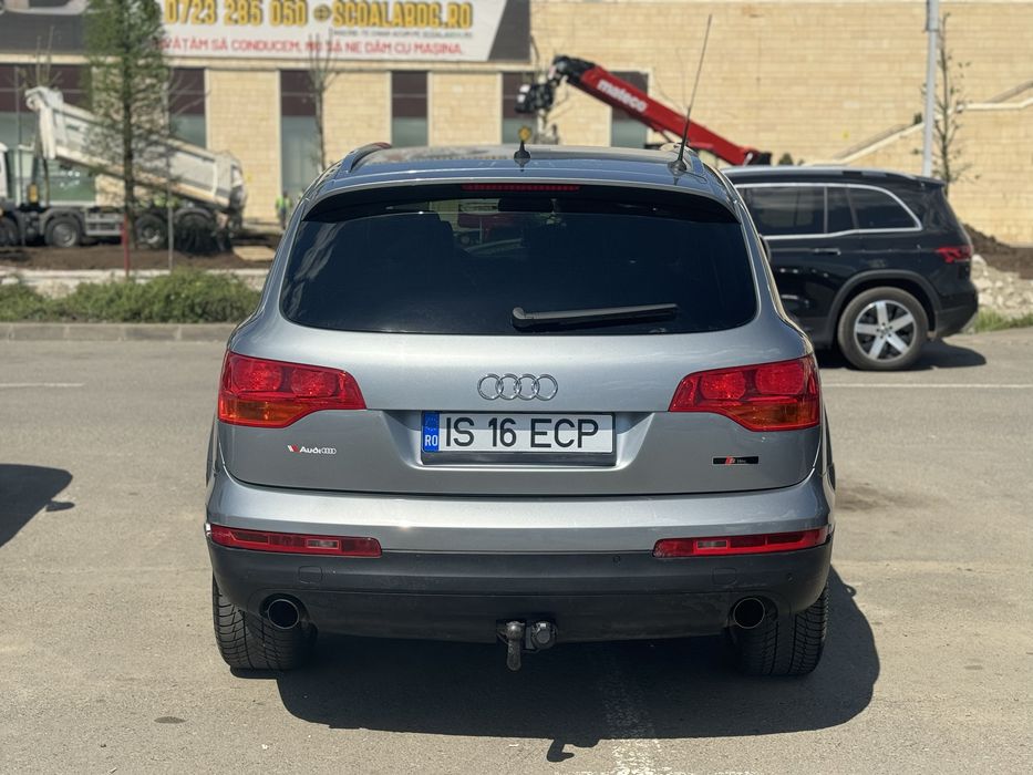 Audi Q7 - 3.0 d - 2007-7 locuri - proprietar -stare foarte buna
