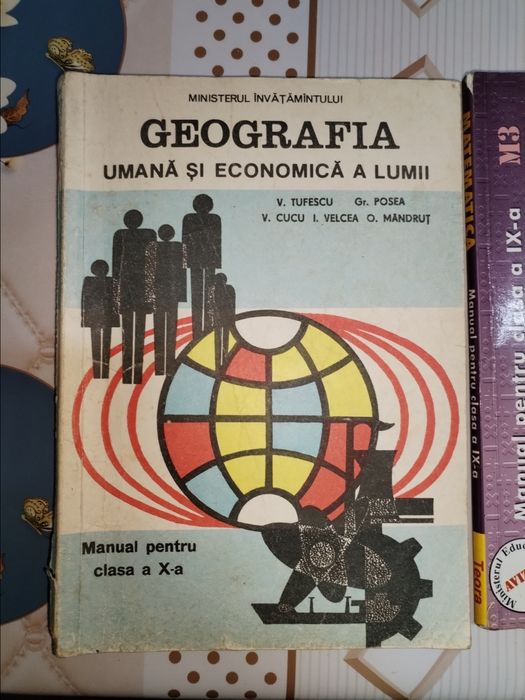 Manuale școlare și cărți