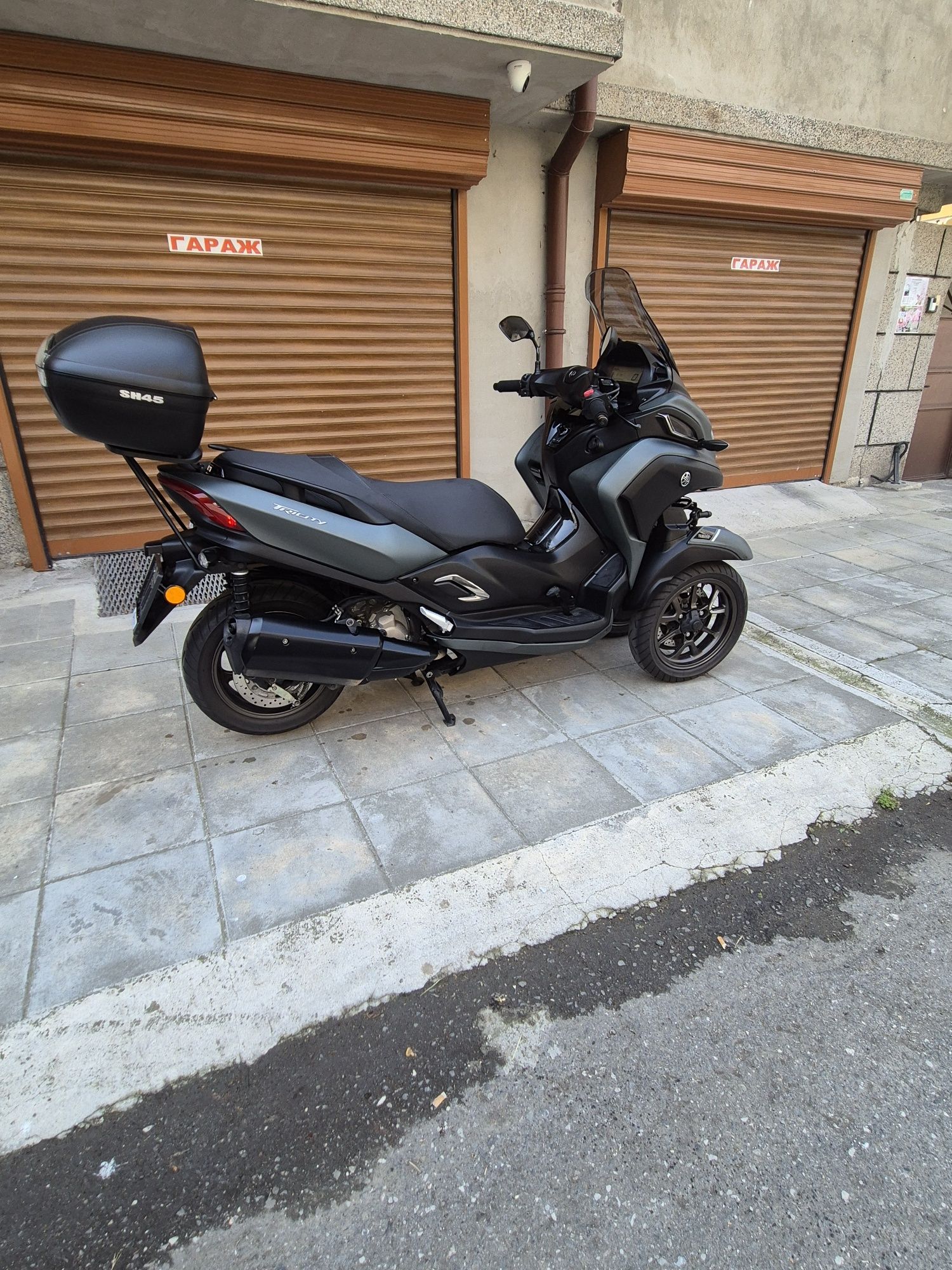 Yamaha tricity 300