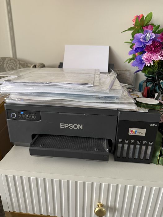 Продам Принтер L8050