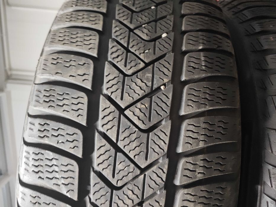 4бр. зимни гуми 225/55/17 Pirelli