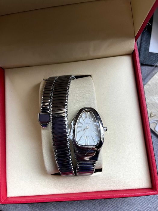 сребрист часовник змия bvlgari нов аксесоар гривна  комплект с кутия