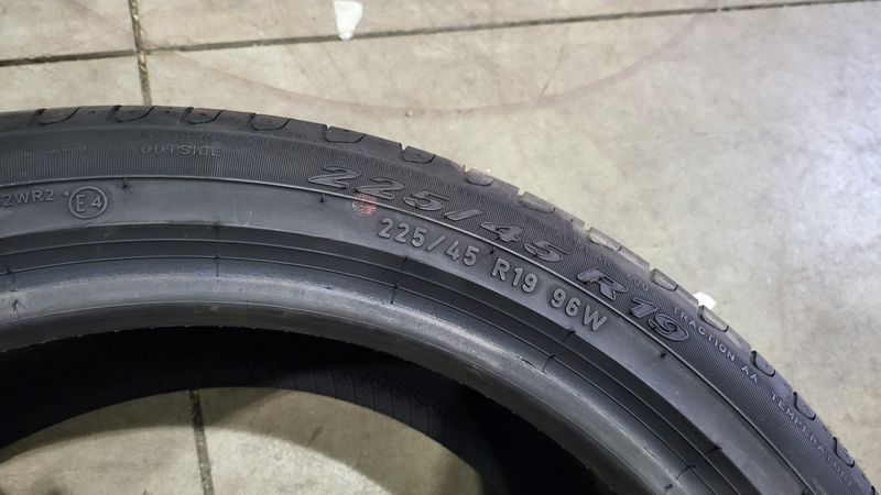 225/45/19 PIRELLI 2бр