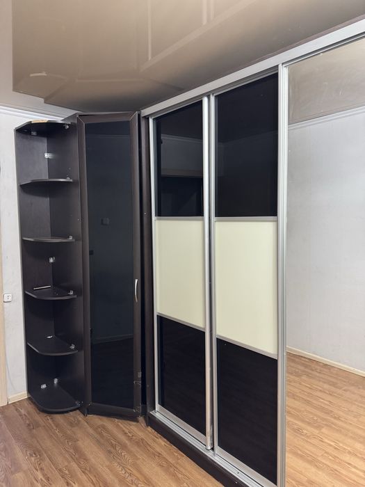 Шкаф купе угловой