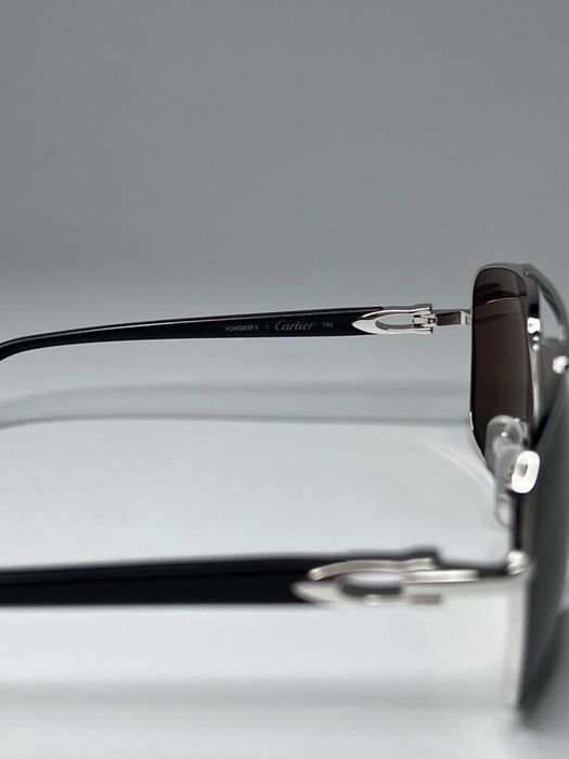 Продается новые очки cartier