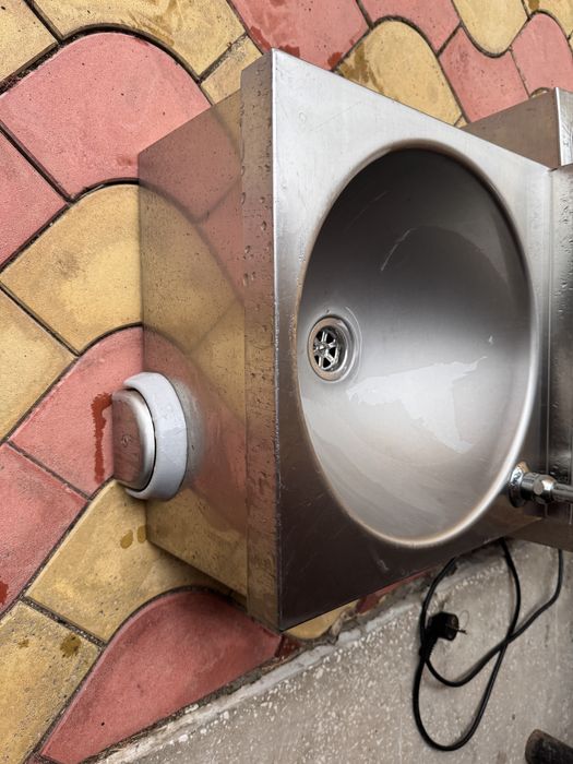 Bain-marie electric GN1/1, +90°C, 1.2kW, de banc, ghiuveta profesional