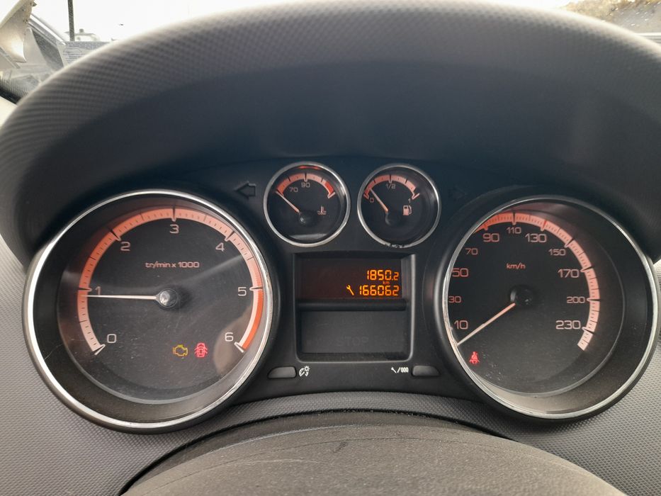 Пежо 308 1.6 hdi на части