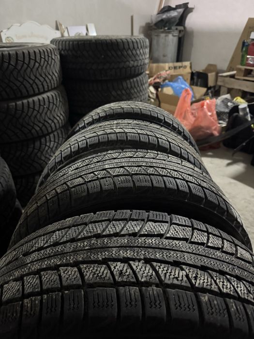 Зимние шины Triangle 215/60/16