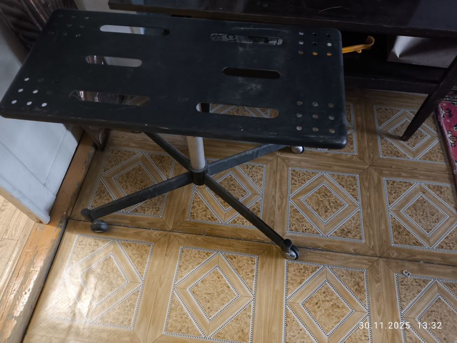 Подставка под телевизор (ТВ)