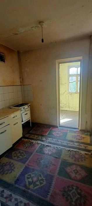 Sotiladi chilonzor 22 kvartal 2 xonali