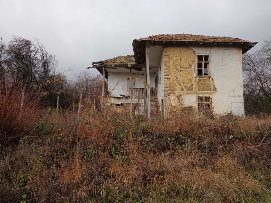 Продава се Къща в с. Девино, Област Търговище - 50 кв.м за 199 €/кв.м - Снимка #1