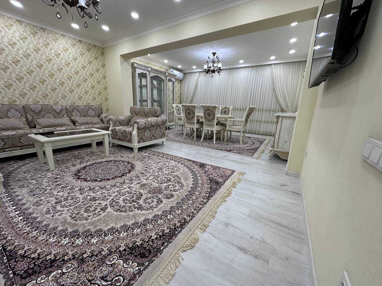 Продаётся 3-х комн. квартира 130м2 по ул. Нукус, центральная авиакасса