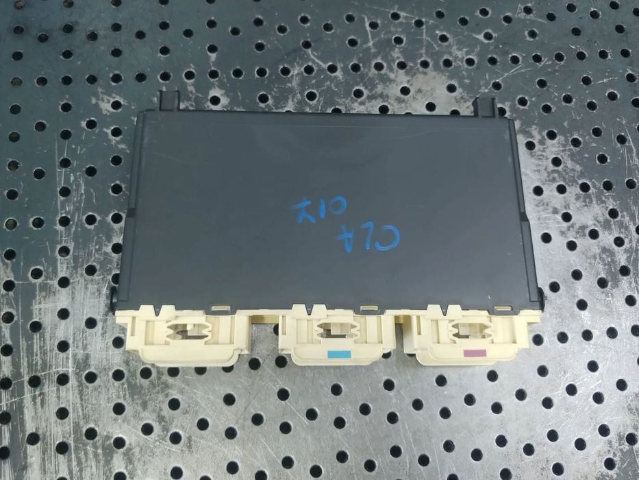 modul confort  mercedes cla x117 a2468200526  28-4135-1506-3-00