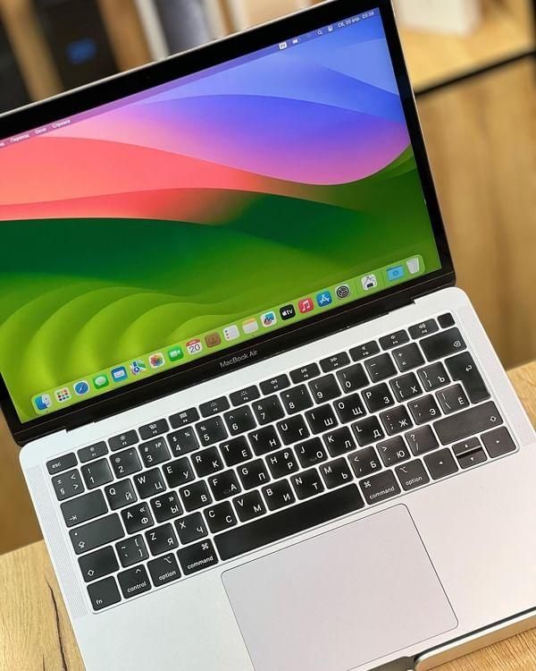 Apple MacBook | 2019