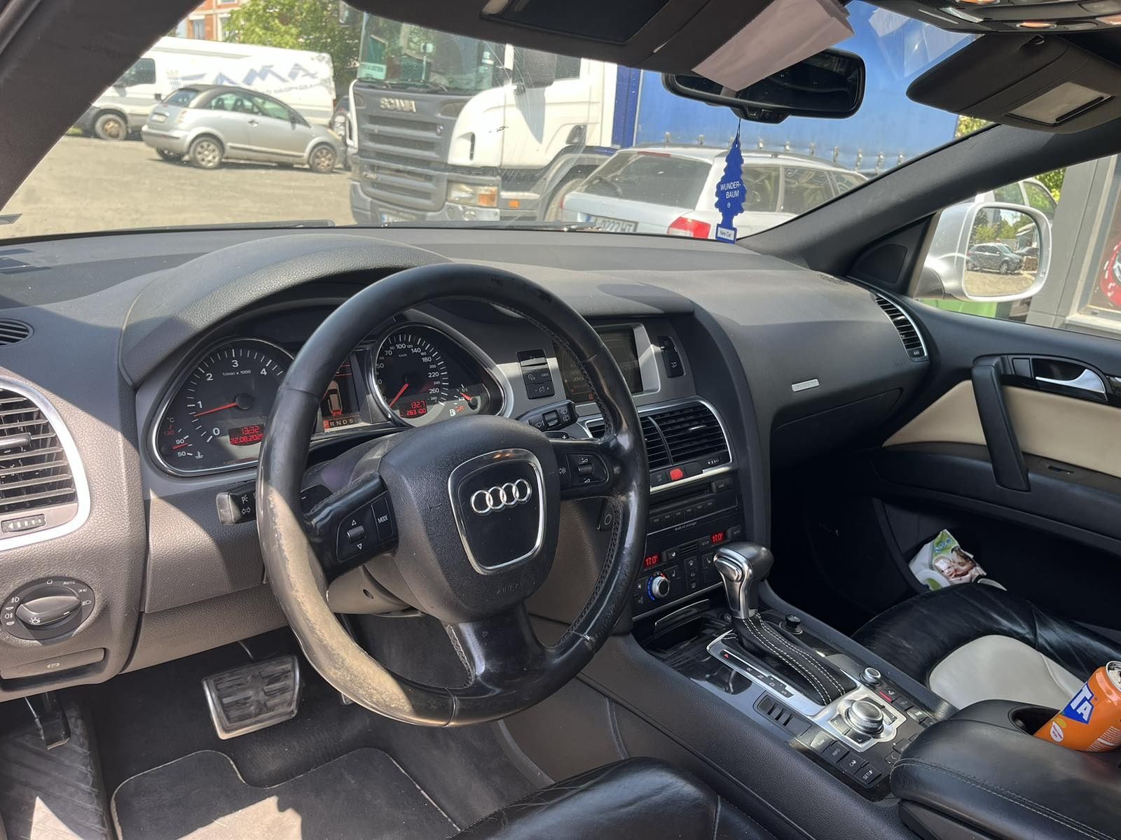 Ауди Q 7  2008  година