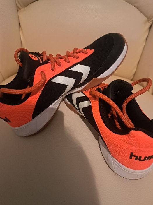 Adidasi Hummel nr 38