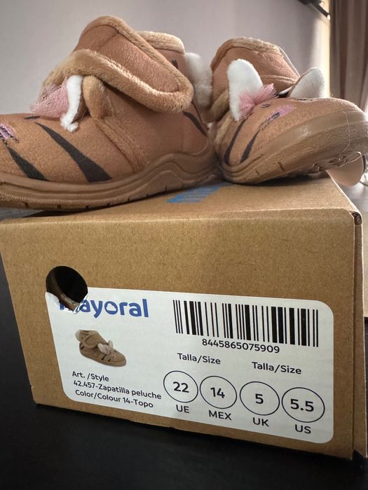 Пантофи на Mayoral Нови