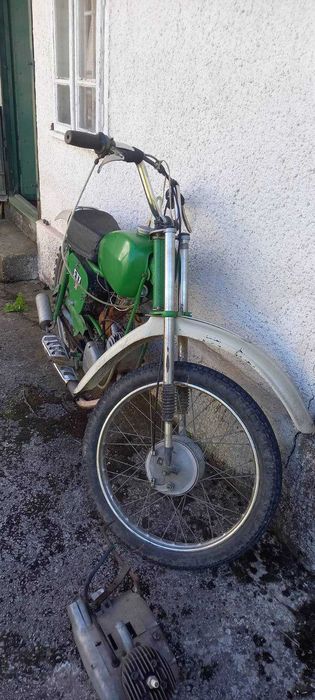 Мотор 50 кубика в отлично състояние